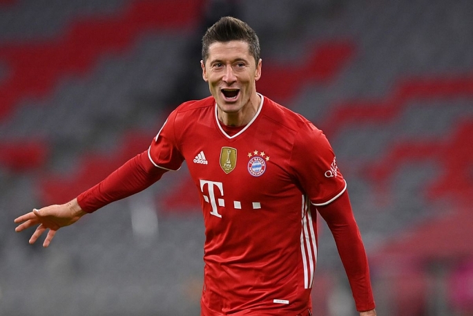 Lewandowski phớt lờ đề nghị của Chelsea và PSG