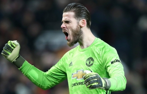 Lo "đàn em" chiếm chỗ, De Gea hủy kì nghỉ