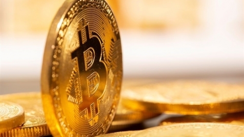 Bitcoin bật tăng chóng mặt