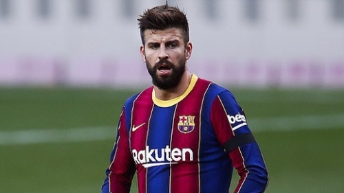 Pique lên tiếng về phong độ thảm hại của Barca