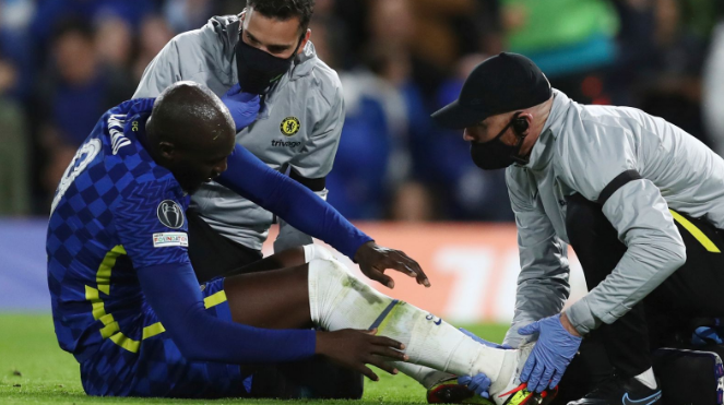 Lukaku dính chấn thương, Chelsea 