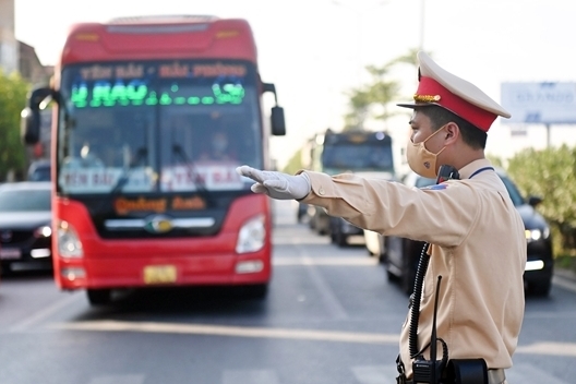 Hà Nội yêu cầu hơn 600 lượt phương tiện không ra khỏi thành phố