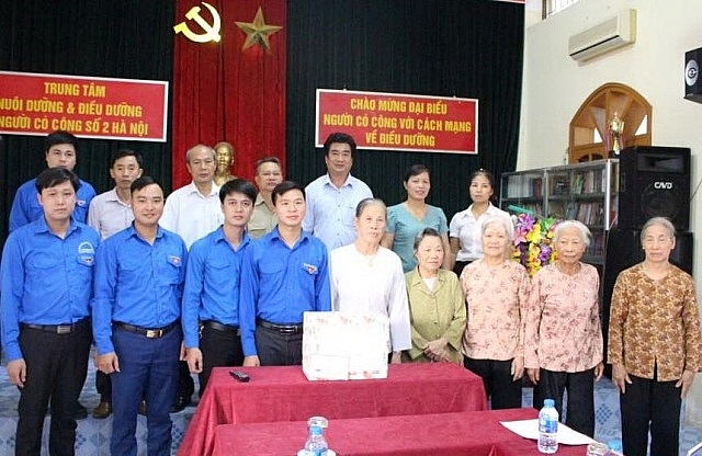 bi thu doan thanh cong nho cong tac dan van