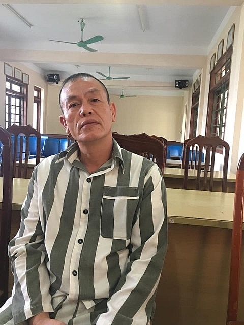 Chuyện của người đàn ông bất hảo chuyen cua nguoi dan ong bat hao