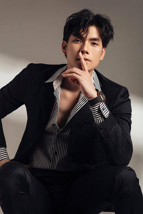 Song Vinh và cuộc “song kiếm hợp bích”