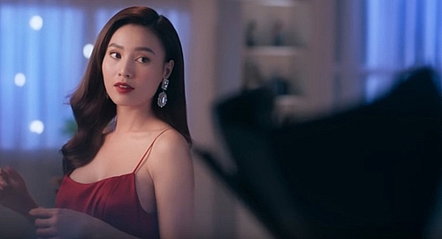 Ninh Dương Lan Ngọc: Sức hút nào từ một giọng hát… không hay? ninh duong lan ngoc suc hut nao tu mot giong hat khong hay