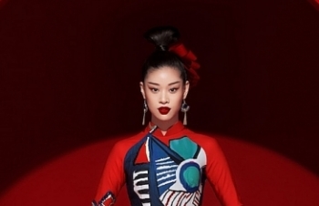 Khánh Vân chọn áo dài dự thi Miss Universe 2020: Lợi thế và thách thức