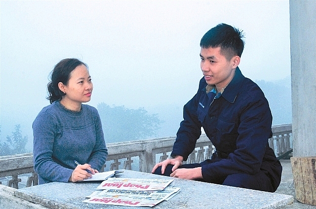 Yêu nghề từ những câu chuyện pháp luật đời thường