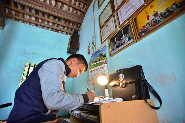 Bất ngờ với chàng trai sáng tạo máy nông nghiệp đa năng từ động cơ đồng nát bat ngo voi chang trai sang tao may nong nghiep da nang tu dong co dong nat