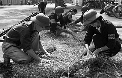 Tự vệ sao vuông, 12 ngày đêm gian lao mà anh dũng