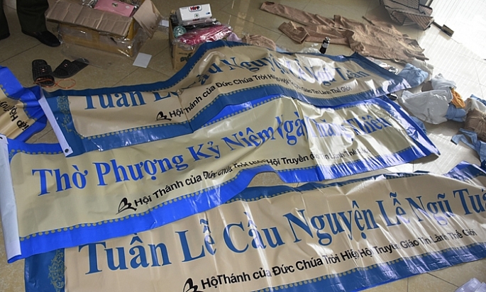 “Hội Thánh của Đức Chúa Trời” lôi kéo sinh viên trường ĐH Hồng Đức hoi thanh cua duc chua troi loi keo sinh vien truong dh hong duc