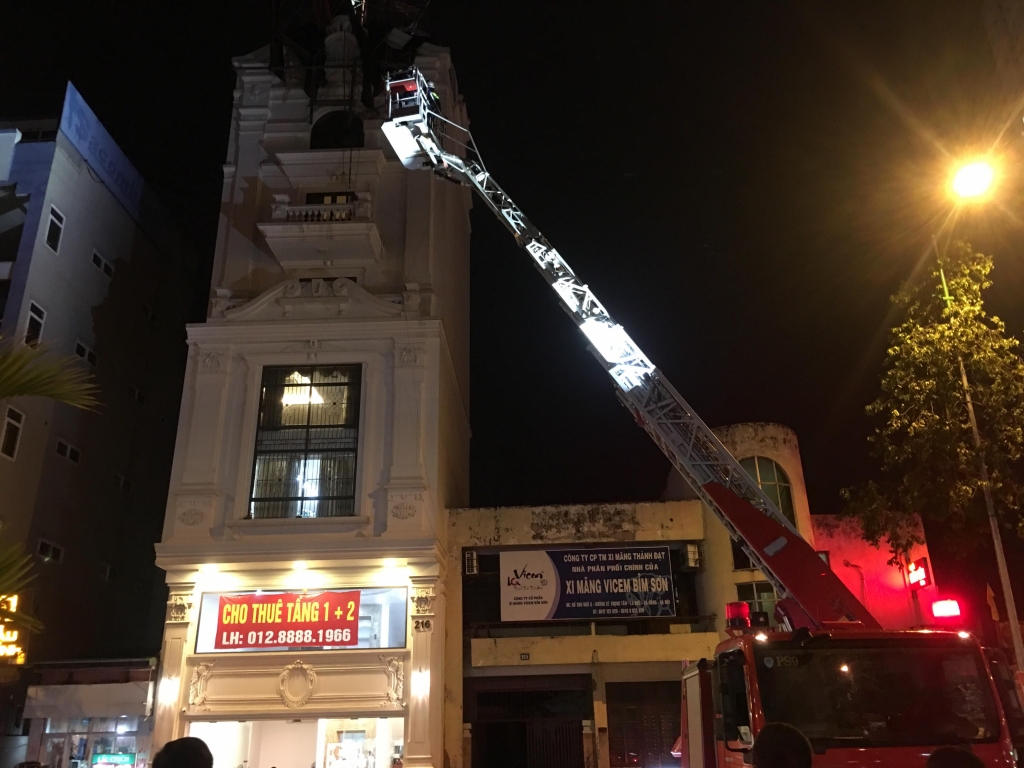 Sập giàn giáo tại công trình đang thi công, số nhà 216 Quang Trung sap gian giao tai cong trinh dang thi cong so nha 216 quang trung