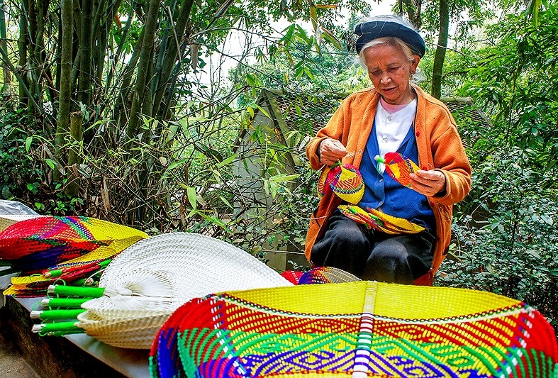 nhung goc nhin dep ve lang nghe pho nghe ha noi