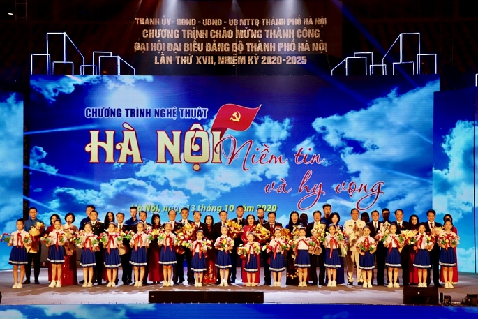 chuong trinh nghe thuat chao mung thanh cong cua dai hoi dai bieu dang bo tp ha noi lan thu xvii