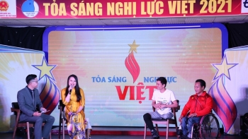 Vinh danh 50 tấm gương “Tỏa sáng Nghị lực Việt” 2021