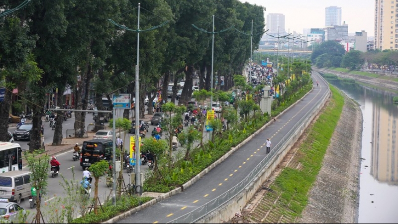 Hà Nội: hoàn thiện hạ tầng để mở làn đường riêng cho xe đạp