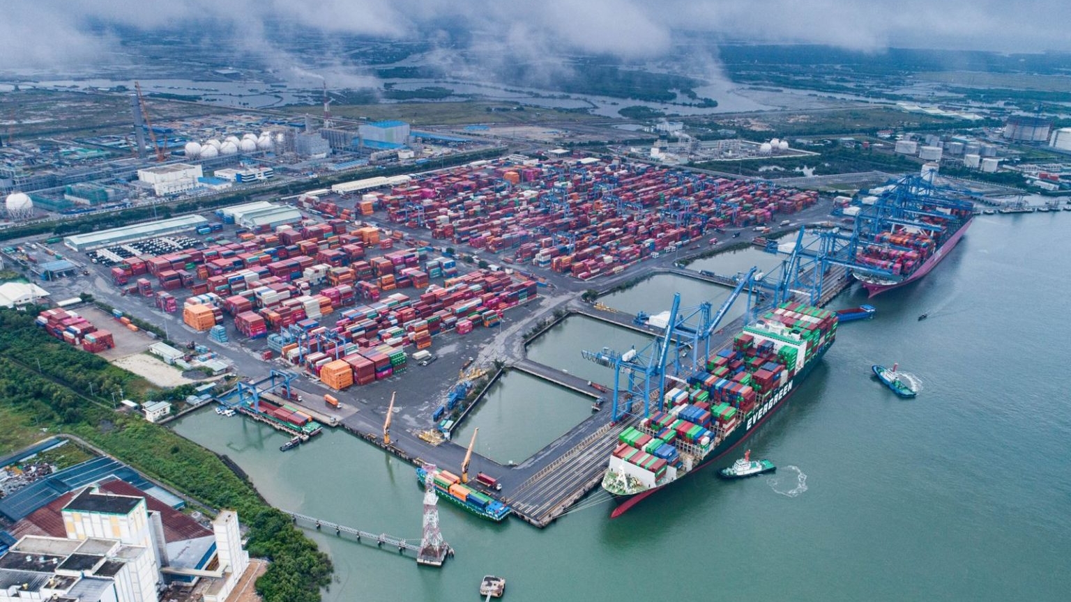 Công bố Danh mục bến cảng thuộc các cảng biển Việt Nam