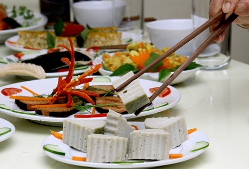 Món chay mặn “đóng gói” có an toàn? mon chay man dong goi co an toan