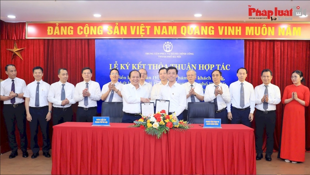 Trung tâm Phục vụ HCC: Triển khai có hiệu quả các giải pháp hỗ trợ người dân và doanh nghiệp