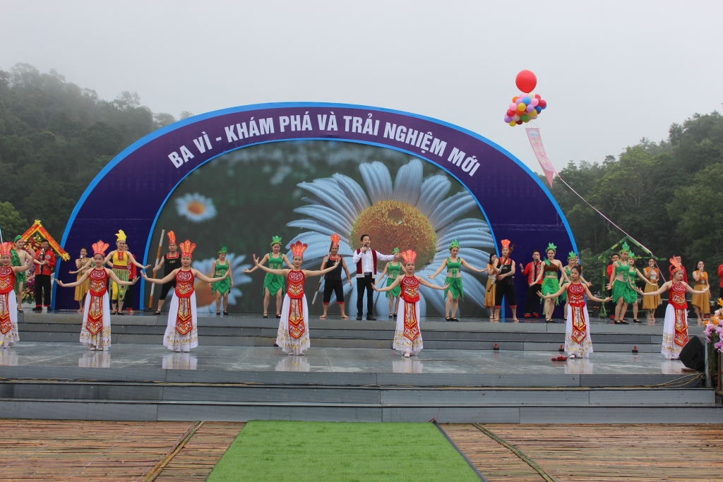 Lễ hội du lịch Ba Vì hưởng ứng chương trình “Người Hà Nội đi du lịch Hà Nội”